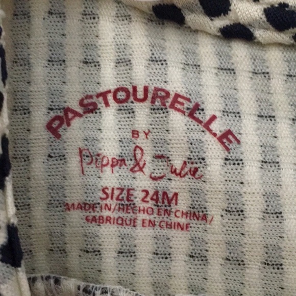 SOLD - Picture 3 of 4